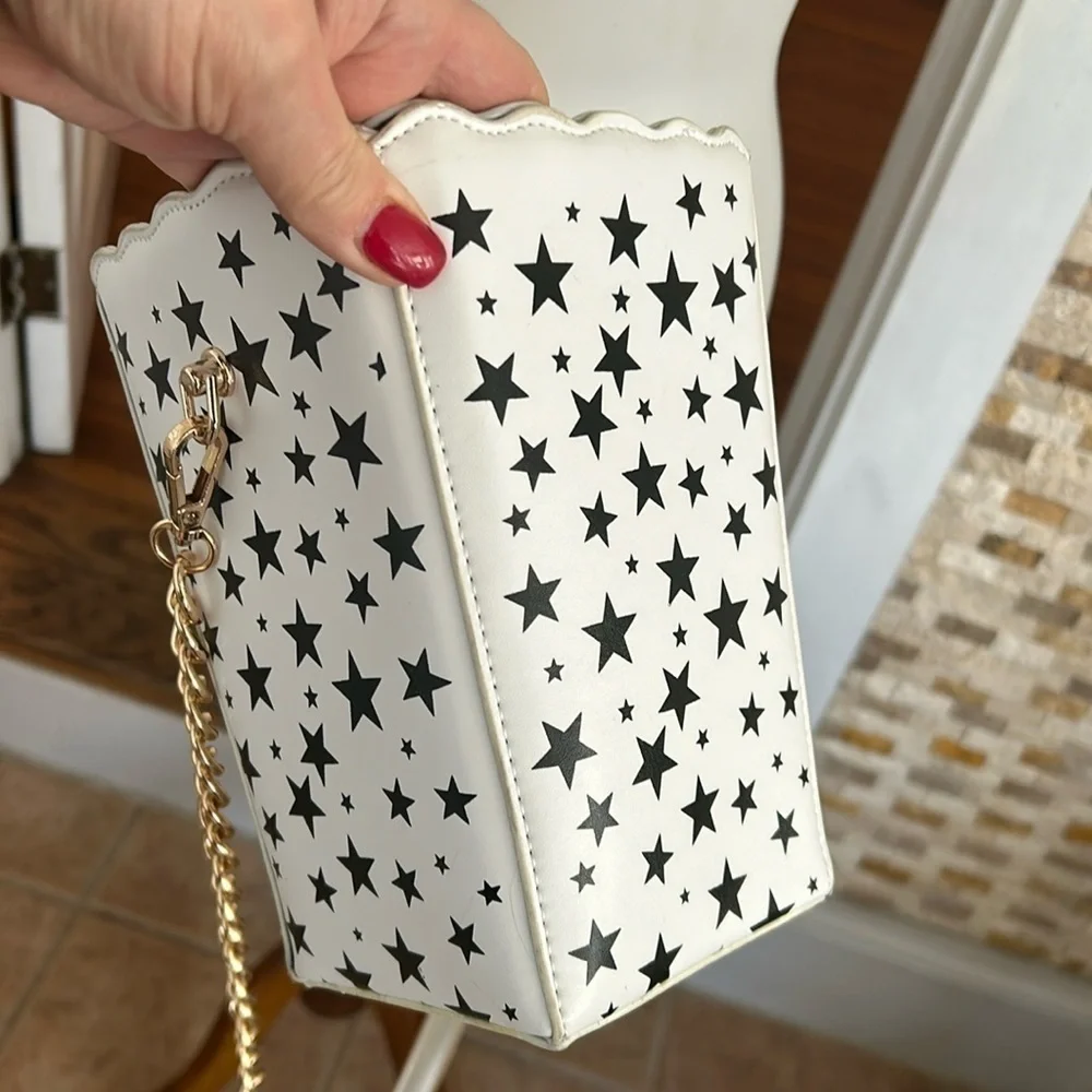 Popcorn container Crossbody purse - Picture 13 of 16
